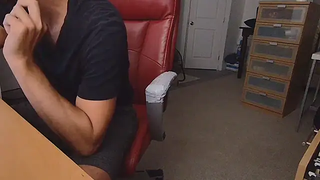 TwistedStallion69's Live XXX Chat