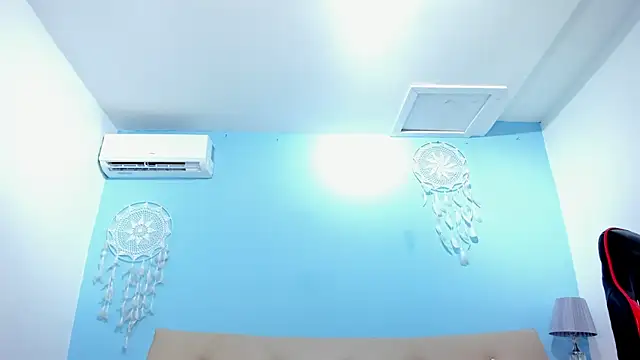 XXX chat uživo modela Little_Ethaan