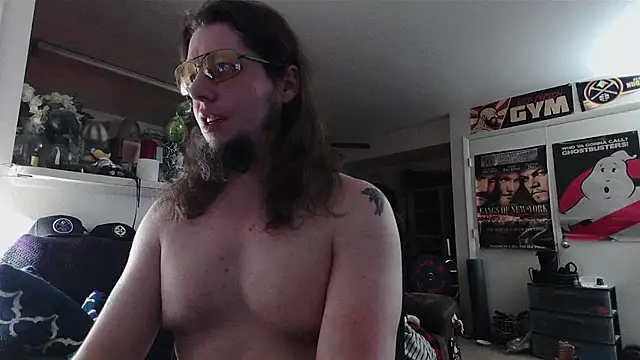 biggerisbetter12's Live XXX Chat