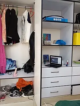 sexy_girlyee's Live XXX Chat