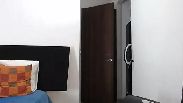 andrea_de_lucaa webcam show