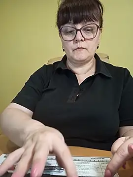 Chat +18 de BrandiOhNight ao vivo