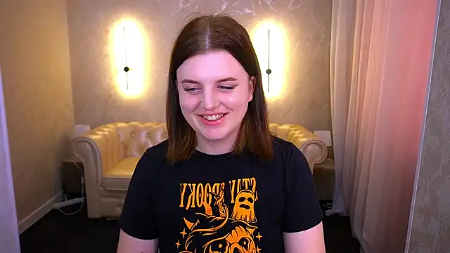 KristiFoxy XXX чат на живо