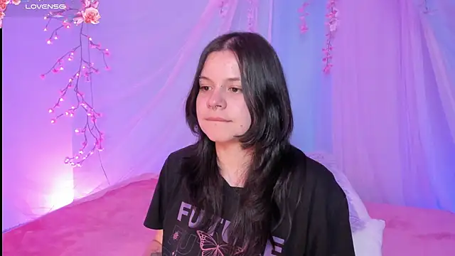 Czat XXX na żywo – Mey_moon