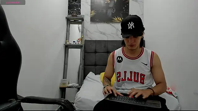 sweetauracouple's Live XXX Chat