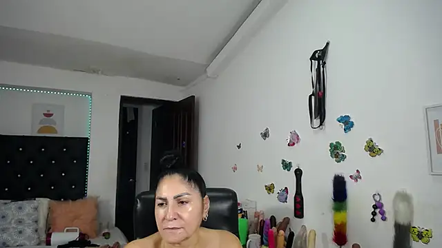 mature_bigboobs10 Live XXX Chat