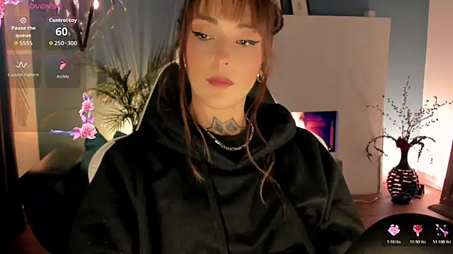 Czat XXX na żywo – Megan_inked