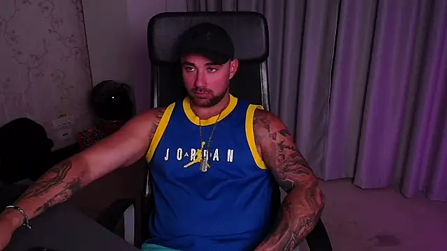 DuncanStone's Live XXX Chat