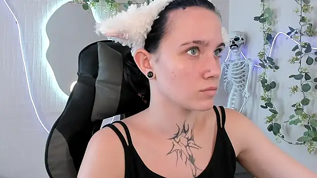 Elastikisss XXX чат на живо
