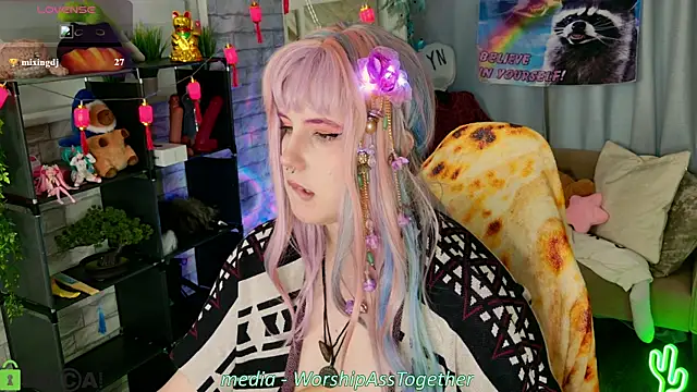 Candy-yeah live XXX chat