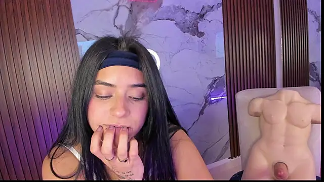 Chatroom XXX en direct de GabyHott_