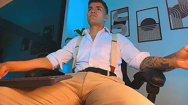ALPHA_DOMINUS_ Chat XXX in diretta