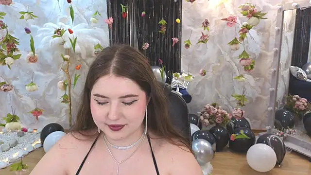 PixelGoddess Adlı Modelin Canlı XXX Sohbeti