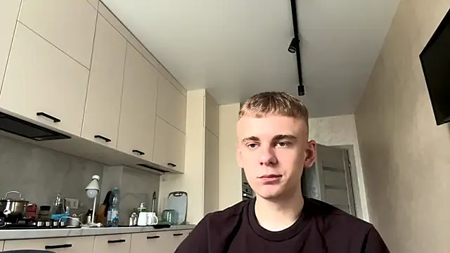SoloFury Live XXX-Chat