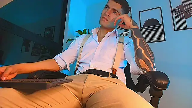 ALPHA_DOMINUS_ Chat XXX in diretta