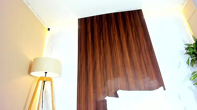 XXX chat uživo modela DanntheWolff