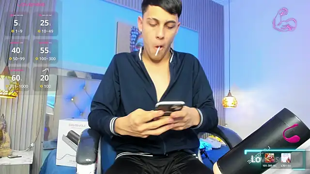Ethanx18_のライブXXXチャット
