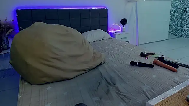 AlmaFancy 现场XXX聊天