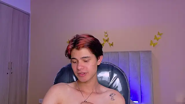 Chatroom XXX en direct de Derek_Sinn