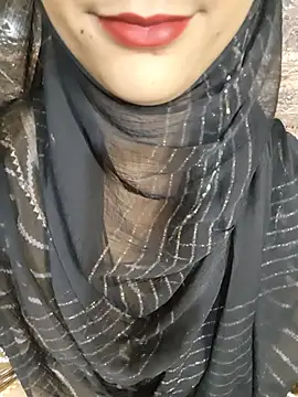 Chat +18 de Indian-Aleena ao vivo