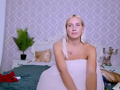 Show modela Kayleen_B na web-kameri