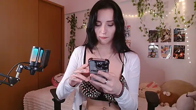 Viv_Player's Live XXX Chat