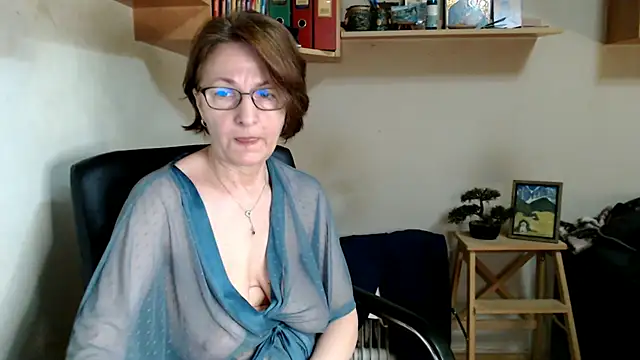 katemodel: απευθείας συνομιλία ΧΧΧ