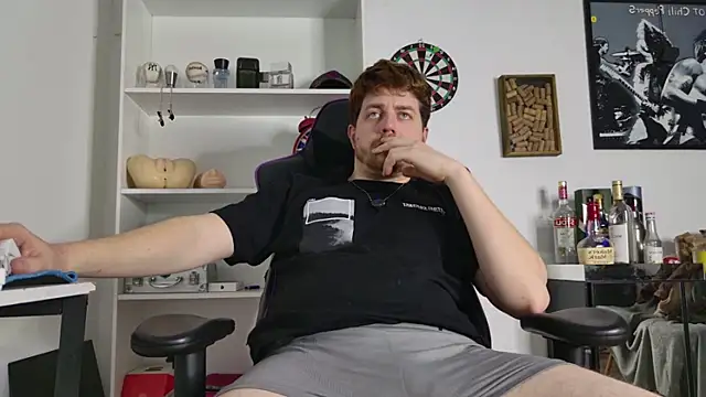 Czat XXX na żywo – aaronlegend_