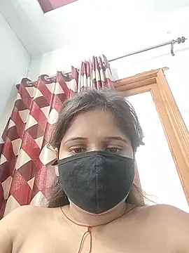 Ruhi_07 élő XXX-chatje