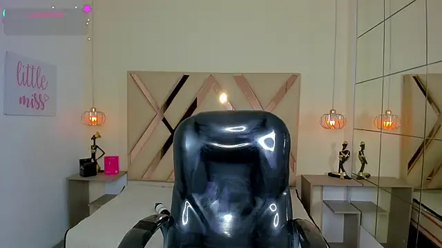 دردشة Anyelo_Twink الجنسية المباشرة