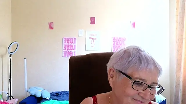 XXX chat uživo modela Sandra_Snowflake
