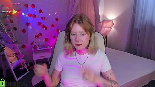 Chat XXX en directo de Elira_Vane