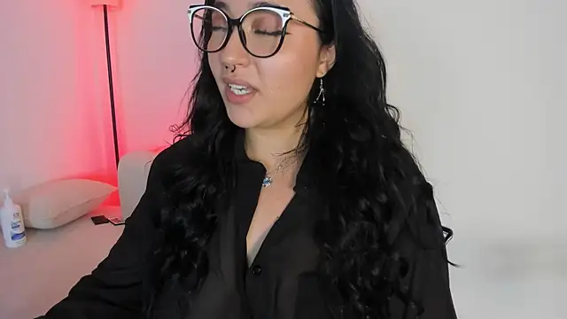 Онлайн чат XXX Miss_Loise