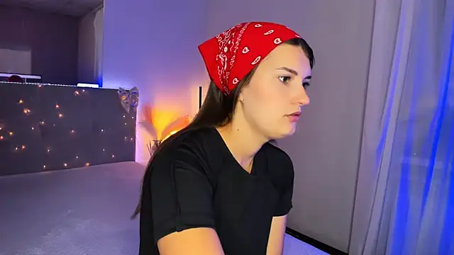 Chat XXX ao vivo de Laura_Leee