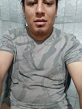 XXX chat uživo modela ParallelTango556