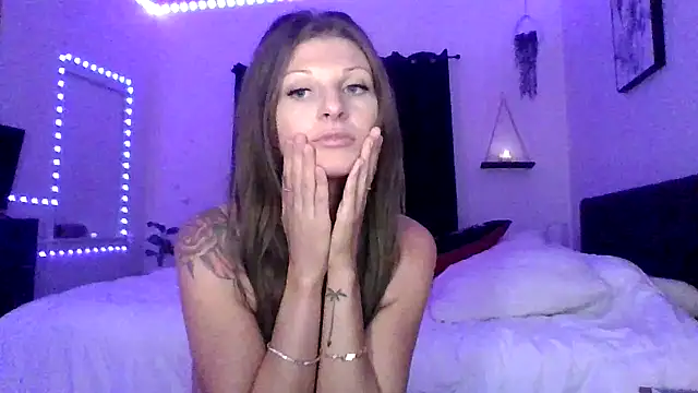 LuciousItaliaaa's Live XXX Chat