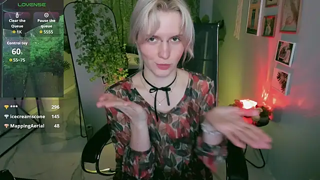 XXX chat uživo modela BethanyCloud