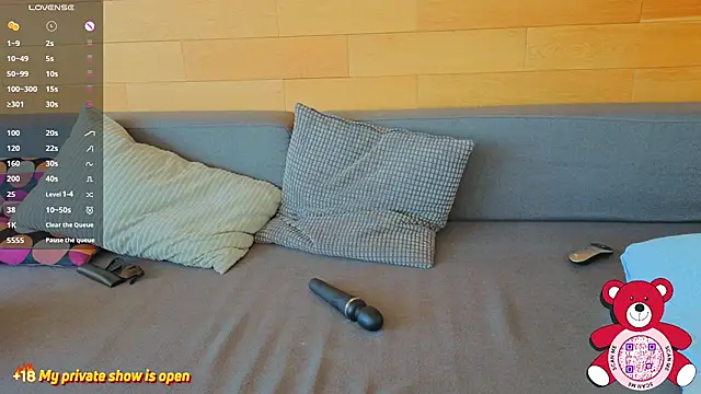 AntonelaAmeli's Webcam Show