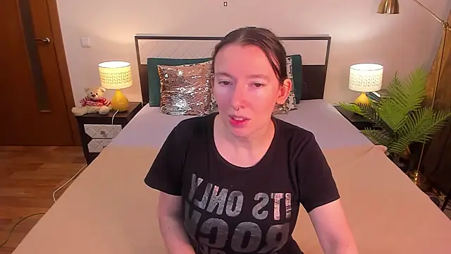 CatherineWalls' Live XXX Chat