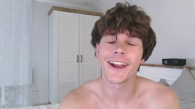 Eric_Crushn Webbikameraesitys