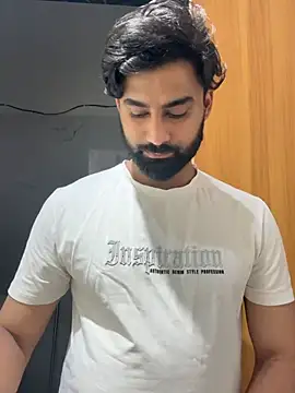Royalboy_03 লাইভ XXX চ্যাট