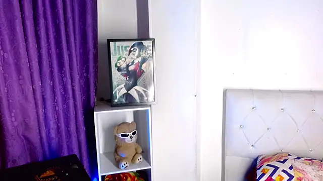 Angel_foxc13 – Naživo XXX chat