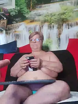 QueenPammy1 Live XXX-Chat
