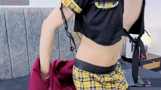 serena_arias7のライブXXXチャット