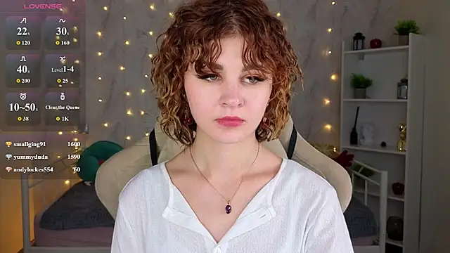Kira__Fluffy's Live XXX Chat