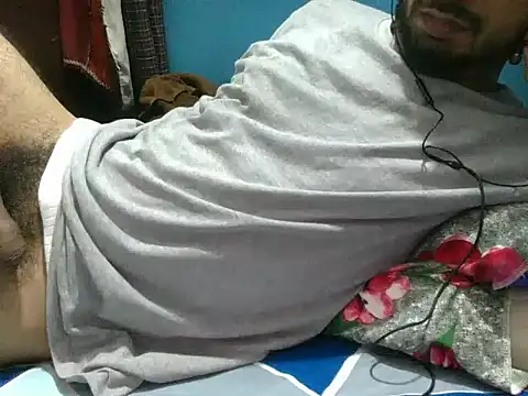 Precumboner 现场XXX聊天