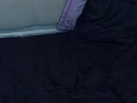 XXX chat uživo modela kai_storm77