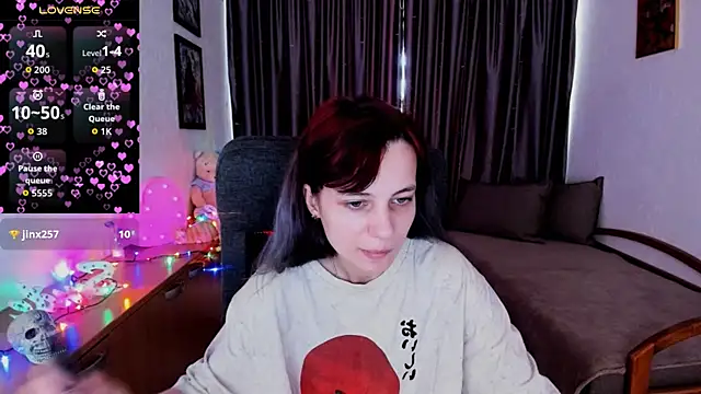 MiniLysii Adlı Modelin Canlı XXX Sohbeti