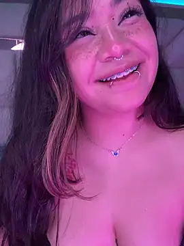 Chat +18 de Amara_Kazumii ao vivo