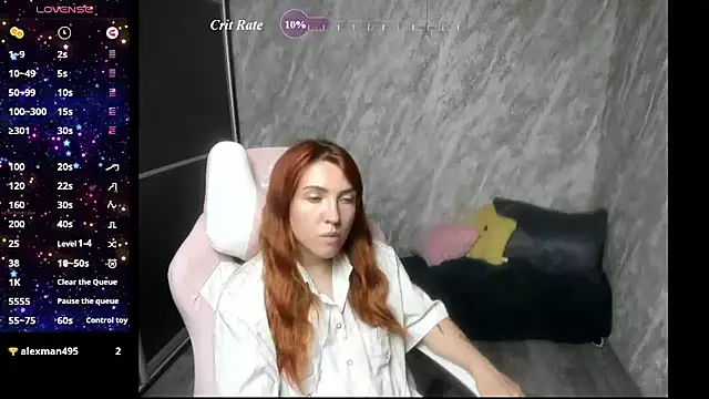 Reginasmilee's Live XXX Chat